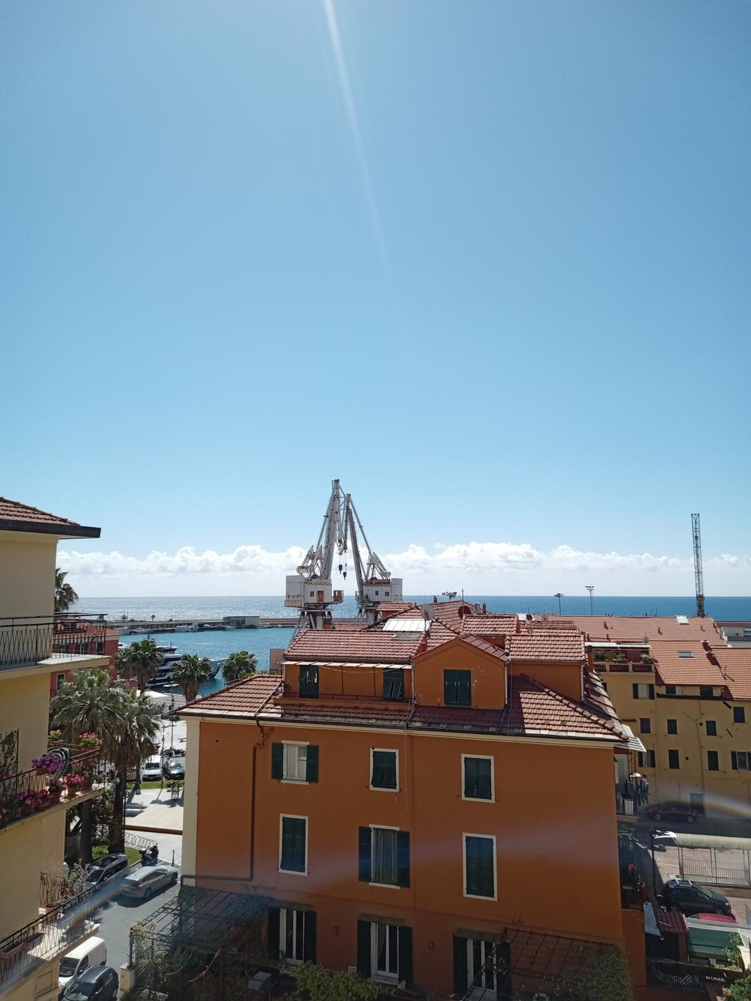 L'Attico Sul Porto, Sea View With Terrace, Imperia Center 因佩里亚 外观 照片